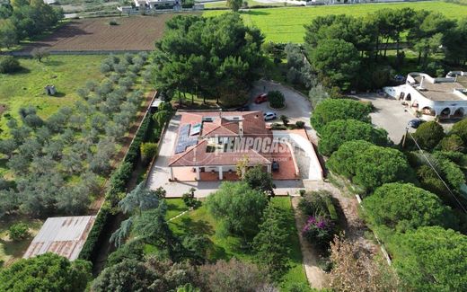 Villa en Lizzanello, Provincia di Lecce