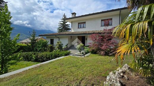 Villa in Aosta, Valle d'Aosta