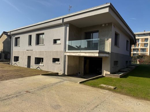 Villa a Lodi, Lombardia