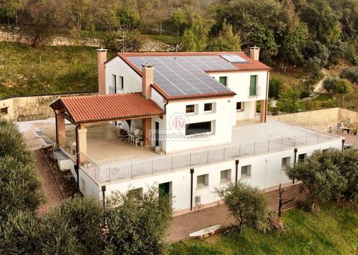 Элитный дом, Sarego, Provincia di Vicenza