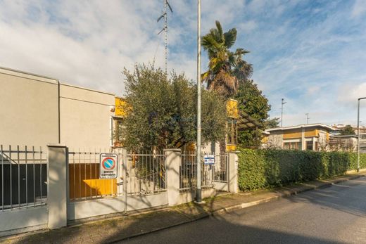Villa in San Donato Milanese, Mailand