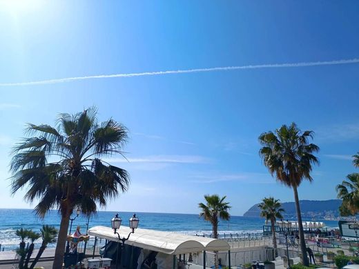 Apartament w Alassio, Provincia di Savona