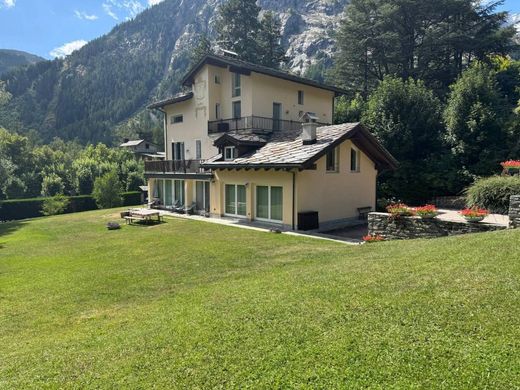 Piso / Apartamento en Courmayeur, Valle d'Aosta