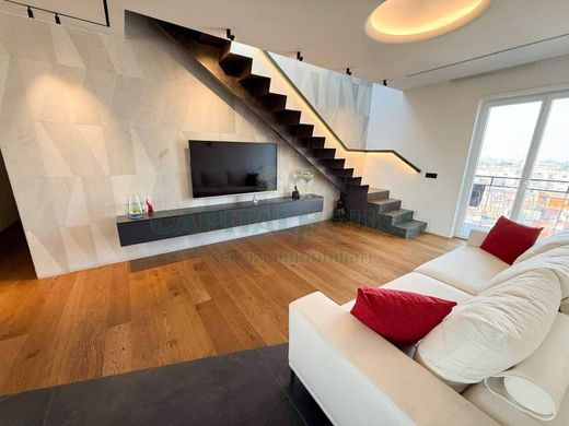 ﺷﻘﺔ ﻓﻲ Pomigliano d'Arco, Napoli