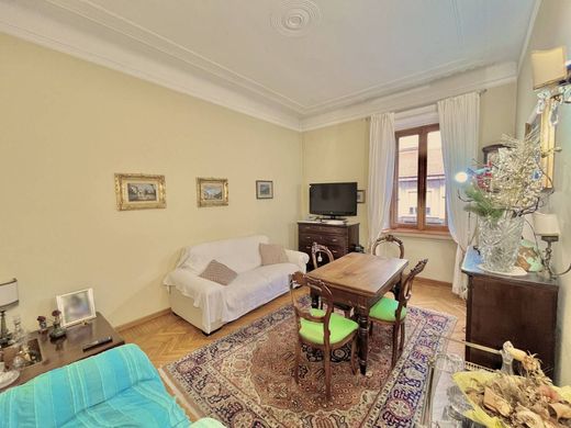 Appartamento a Milano, Lombardia