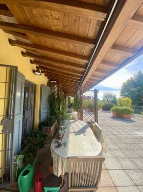 Piso / Apartamento en Módena, Emilia-Romaña