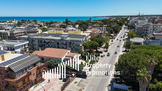 Penthouse in Trani, Provincia di Barletta - Andria - Trani