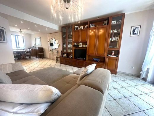 Terraced house in Campi Bisenzio, Florence