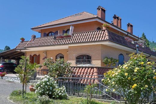 Villa a Rocca di Papa, Roma