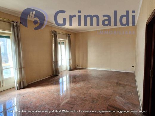 Διαμέρισμα σε Νάπολη, Napoli