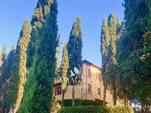 Villa in Chiusi, Province of Siena