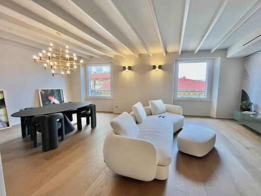 Piso / Apartamento en La Spezia, Provincia di La Spezia