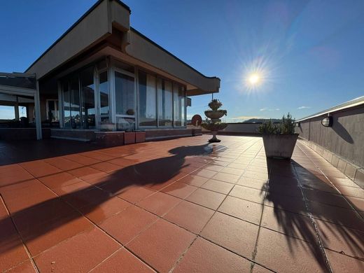 Penthouse in Poggibonsi, Provincia di Siena