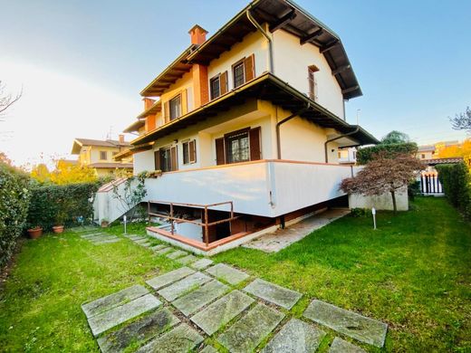 Casa com terraço - Assago, Milão