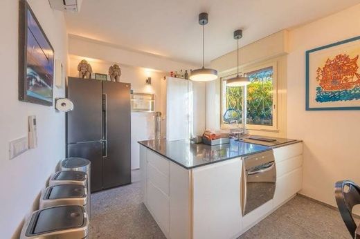 Piso / Apartamento en Ventimiglia, Provincia di Imperia