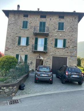 Villa in Bianzone, Provincia di Sondrio