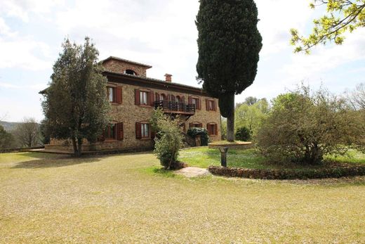 Country House in Monticiano, Province of Siena