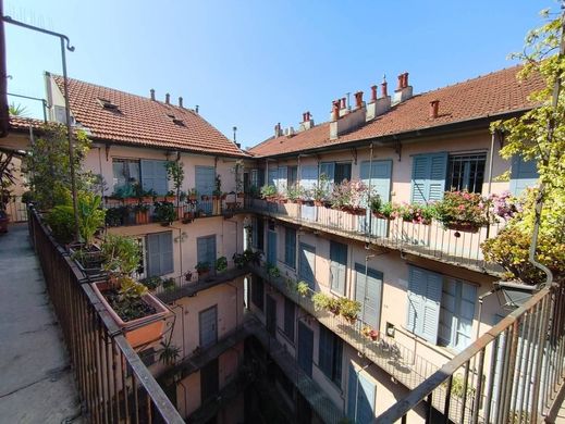 Apartment / Etagenwohnung in Mailand, Lombardei