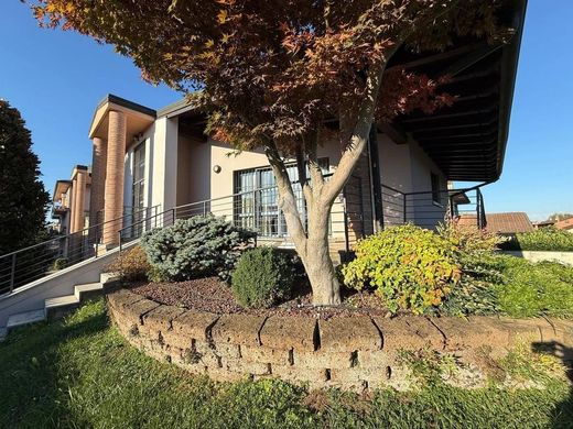 Villa a Vailate, Cremona