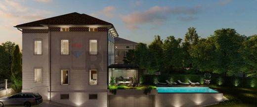 Villa in Verona, Provincia di Verona