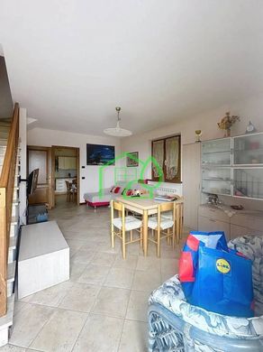 Villa Camaiore, Lucca ilçesinde