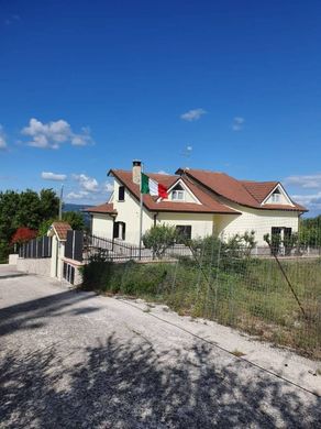 Villa - Nusco, Provincia di Avellino