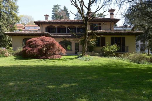 Βίλα σε Varese, Provincia di Varese