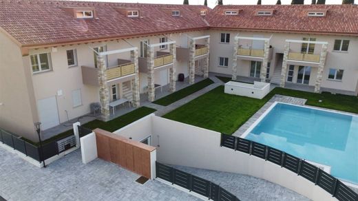 Apartment in Castelnuovo del Garda, Provincia di Verona