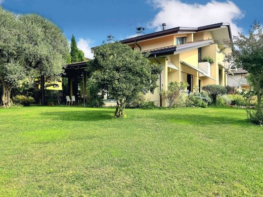 Villa - Arcore, Provincia di Monza e della Brianza