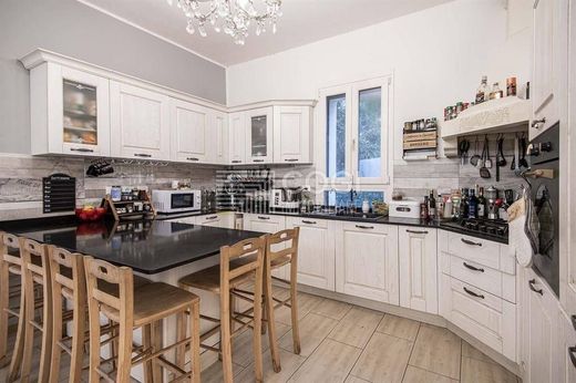 Casa di lusso a Imola, Bologna