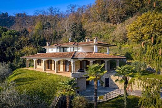 Willa w Castelli Calepio, Provincia di Bergamo