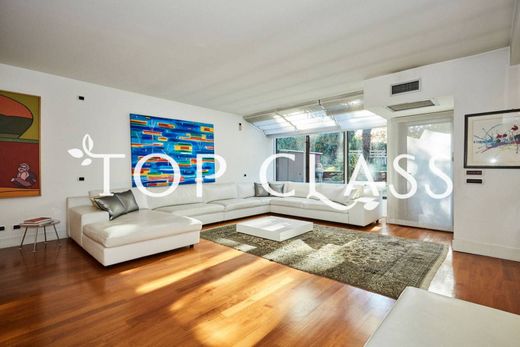 Villa in Basiglio, Milan