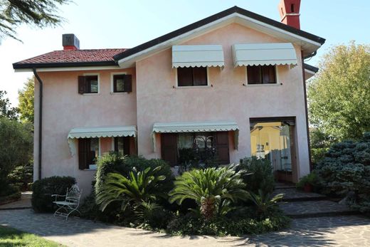 Villa in Caorle, Venice