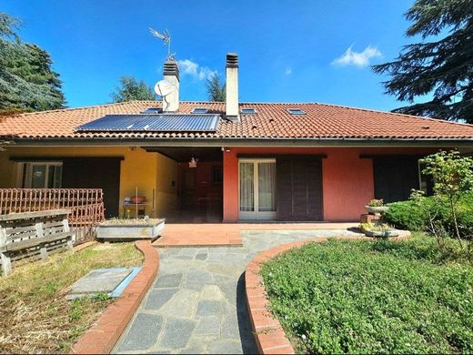 Villa in Pecetto, Turin