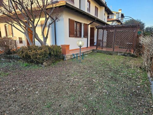 Villa a Vimodrone, Milano