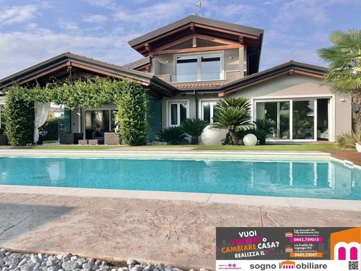 Villa in Legnago, Provincia di Verona