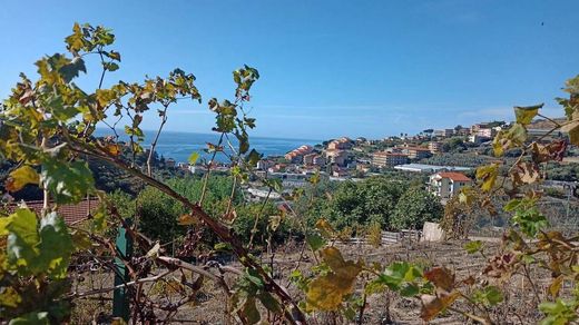 Willa w Santo Stefano al Mare, Provincia di Imperia