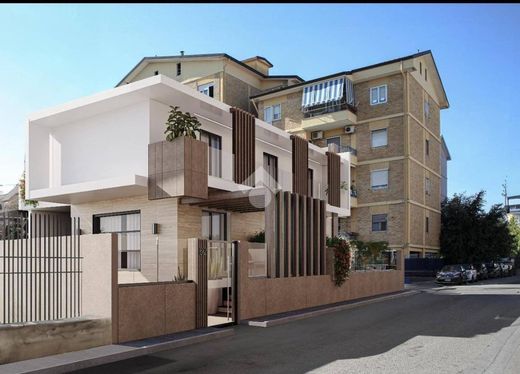Willa w Aversa, Provincia di Caserta