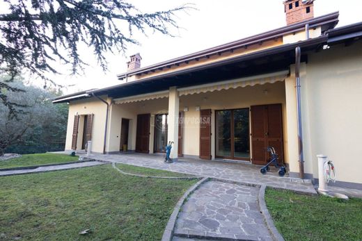 Villa à Merate, Provincia di Lecco