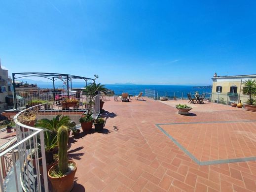 Apartment in Naples, Campania