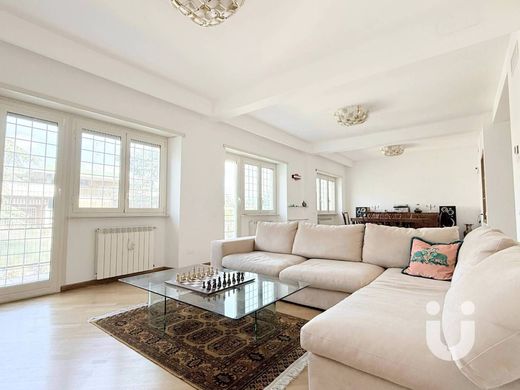 Apartment in Rome, Latium