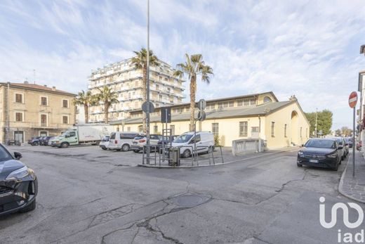 Luxe woning in Civitanova Marche, Provincia di Macerata