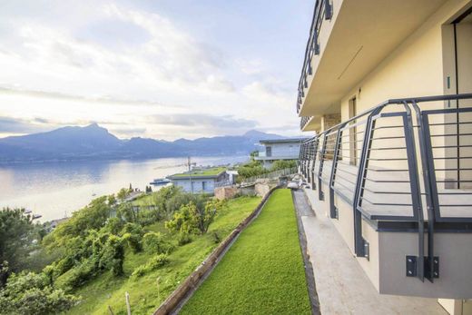 Квартира, Torri del Benaco, Provincia di Verona