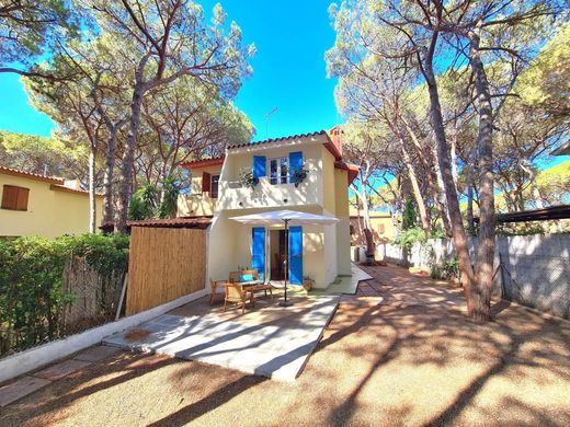 Villa in Pula, Provincia di Cagliari