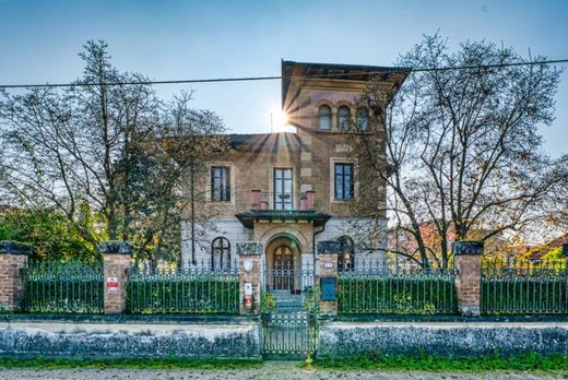 Villa in Carignano, Turin