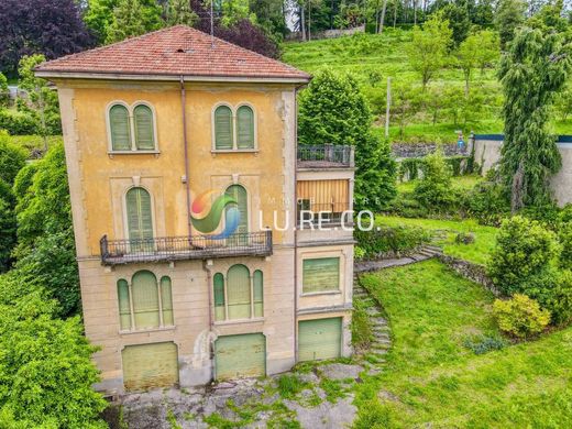 Βίλα σε Inverigo, Provincia di Como