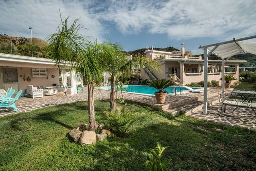 Villa in Villa San Giovanni, Provincia di Reggio Calabria