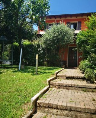 Villa in Provaglio d'Iseo, Provincia di Brescia