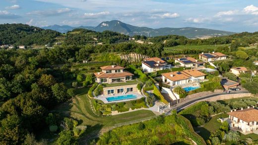 Villa - Cavaion Veronese, Provincia di Verona