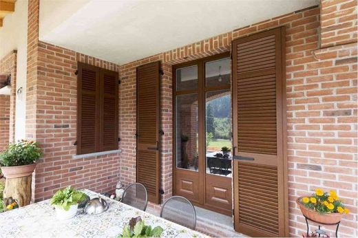 빌라 / Arcore, Provincia di Monza e della Brianza